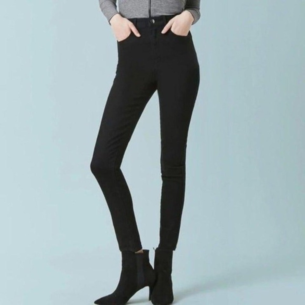21 Denim Black High Rise Skinny Jeans with Back Pocket Zipper Detail